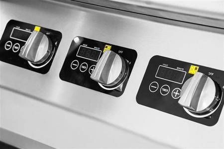 Induction cooker | 4-burner | 12 kW | 400V | open base | line 700 | RQ.PLS.7IND020