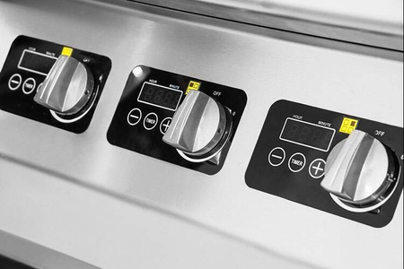 Kuchnia indukcyjna | 4-palnikowa | 12 kW | 400V | podstawa otwarta | linia 700 | RQ.PLS.7IND020 | outlet | RESTO QUALITY RQ.PLS.7IND020 outlet