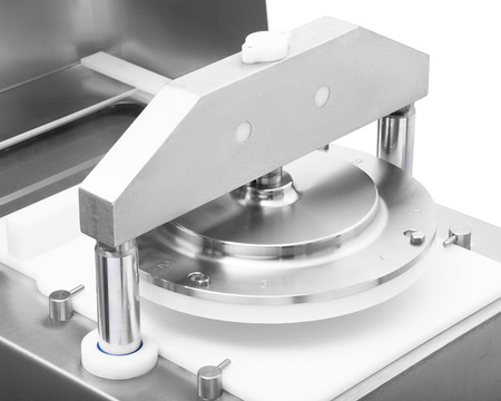 Kotleciarka elektryczna | prasa do mięs | automatyczna maszyna do rozbijania kotletów | 720 kotletów/h | 230 V | RESTO QUALITY RQAK100