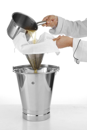 Wiadro z pierścieniem ze stali nierdzwnej i podziałką 7l HENDI 516676