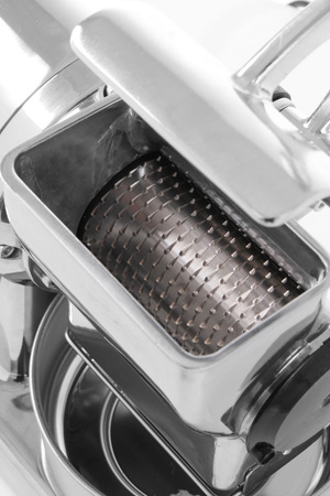 Urządzenie do tarcia twardych serów i bułki tartej HENDI 226827