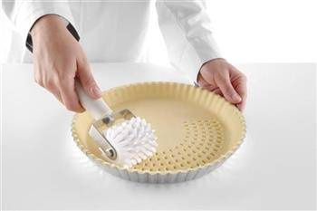 Rolka do ciasta dziurkująca 70 mm HENDI 515099