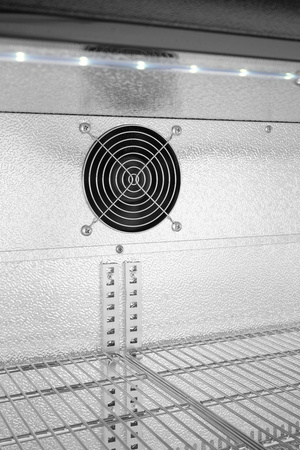 Lodówka barowa 2-drzwiowa, Arktic, 180L, czarny, 220-240V/160W HENDI 235829